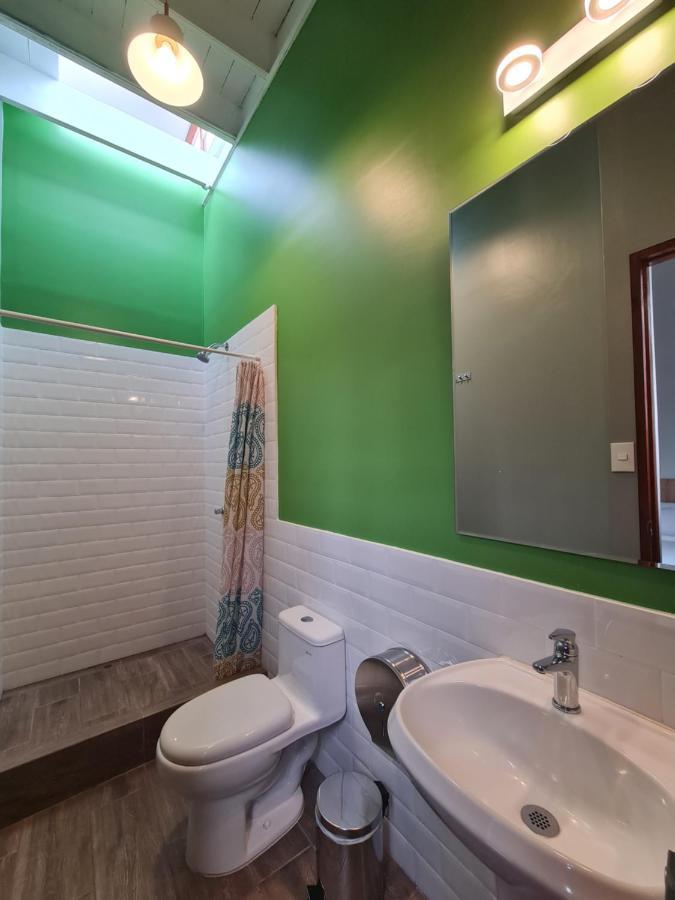 Flying Dog Lima B&B Bagian luar foto