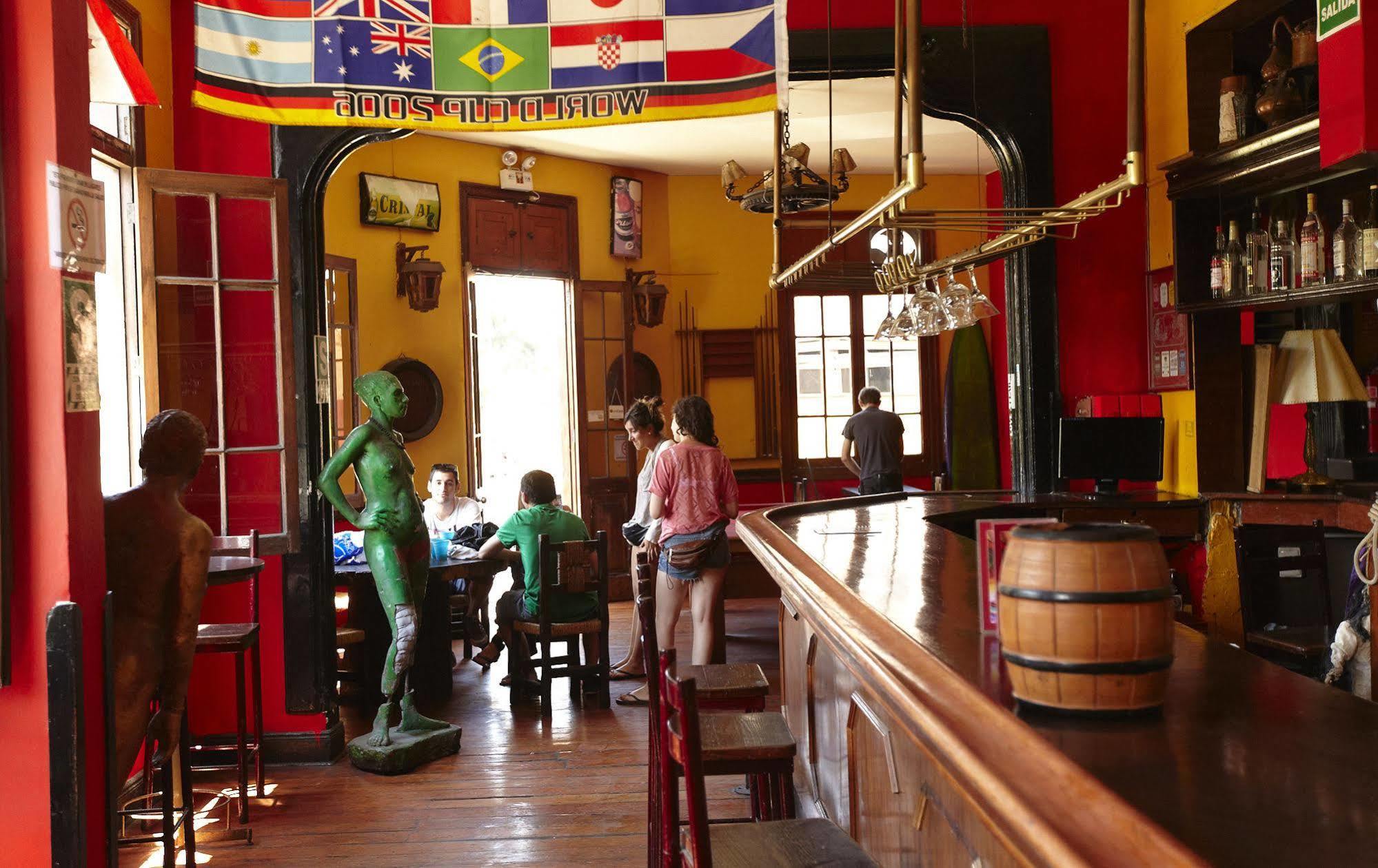 Flying Dog Lima B&B Bagian luar foto
